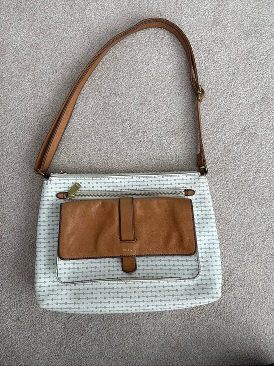 Fossil Handbags - Fossil White and Tan Patterned Shoulder Bag